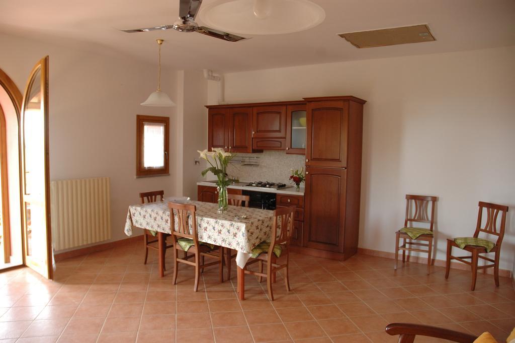 Agriturismo Podere Gozzuto Gavorrano Kamer foto
