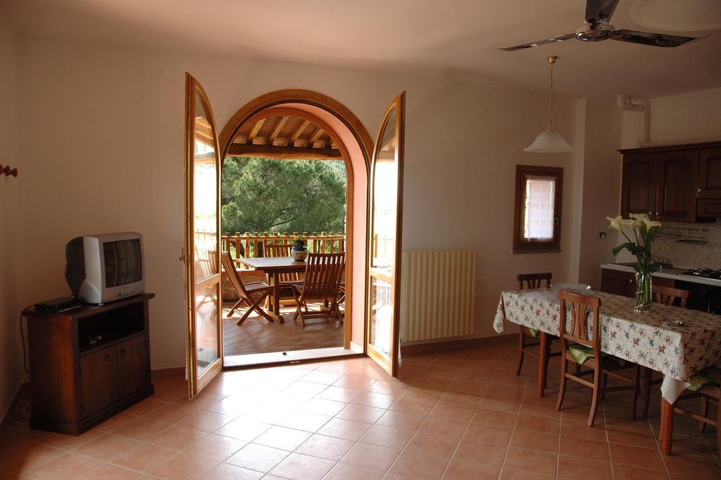 Agriturismo Podere Gozzuto Gavorrano Kamer foto